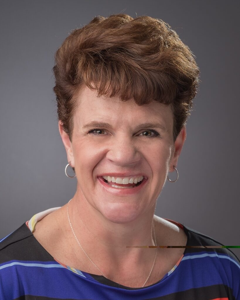 Stephanie M headshot corporate